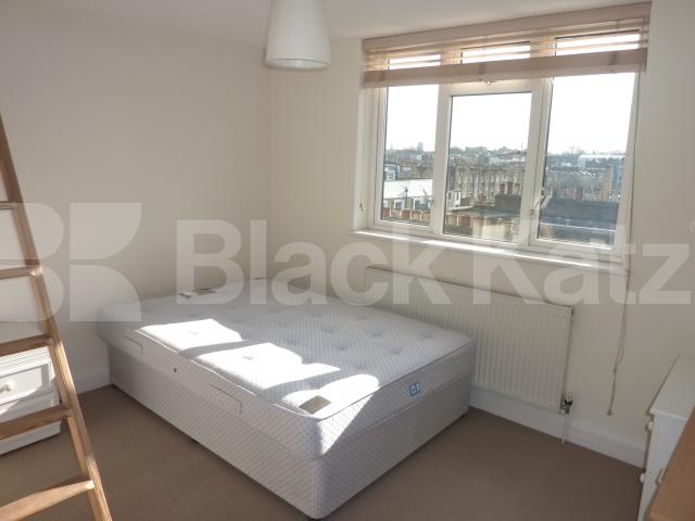 			NEW INSTRUCTION!, 2 Bedroom, 1 bath, 1 reception Flat			 St Stephens Gardens, NOTTING HILL